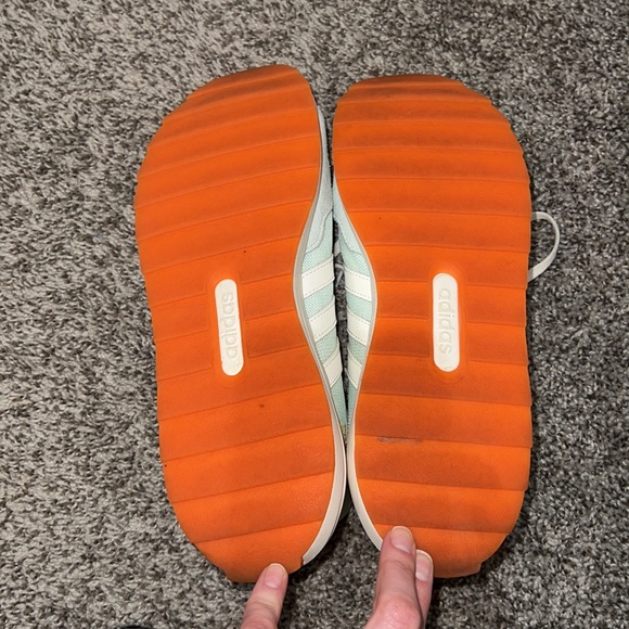 Size 9 Adidas Shoes - Picture 4 of 5